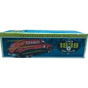 Vintage Texaco 1993 Ertl Toys 1939 Dodge Airflow Die Cast Metal Truck